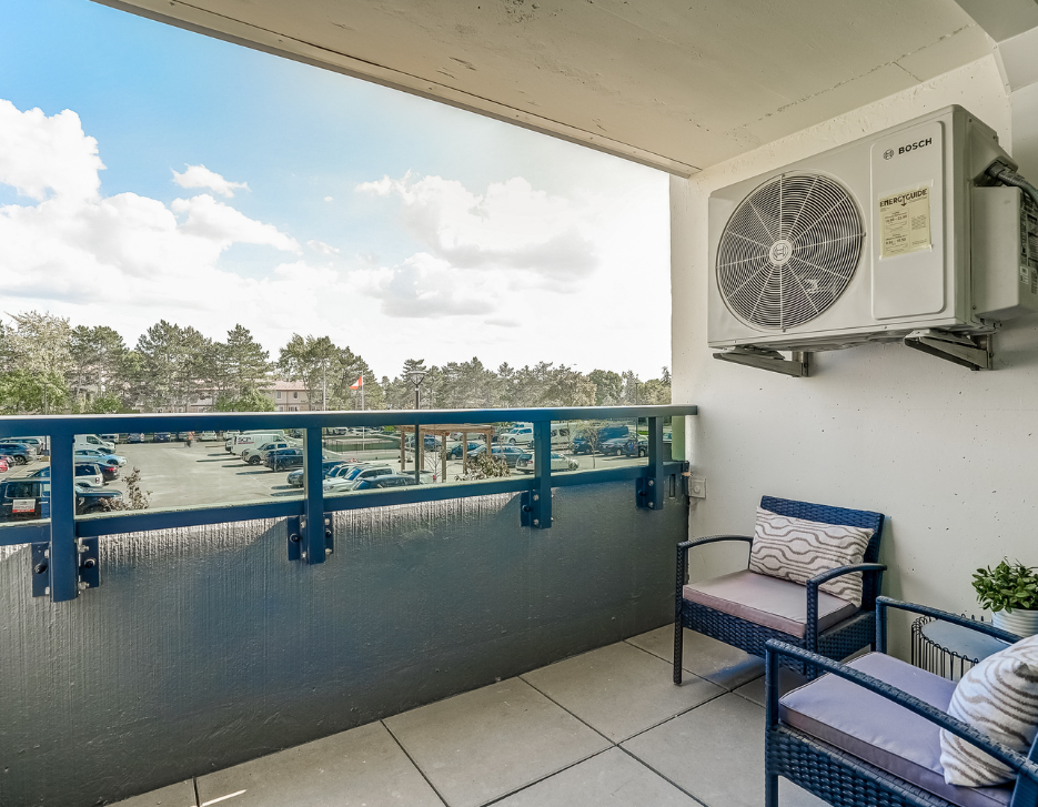 Balcony of a one bedroom suite at Elora.